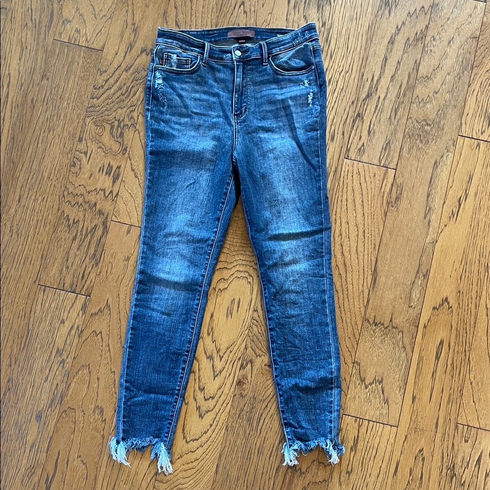 Judy Blue Skinny Distressed Frayed Ankle Jeans in Med-Dark Blue Size 31/13